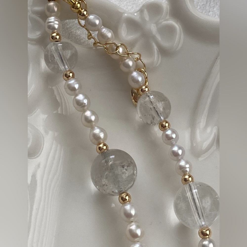 GP46-Handmade Flower Petal Pearl And Clear Quartz Necklace - Picture 12 of 13